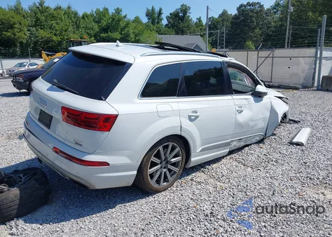 2017 Audi Q7 Prestige z USA, uszkodzony, nr VIN WA1VAAF70HD015447